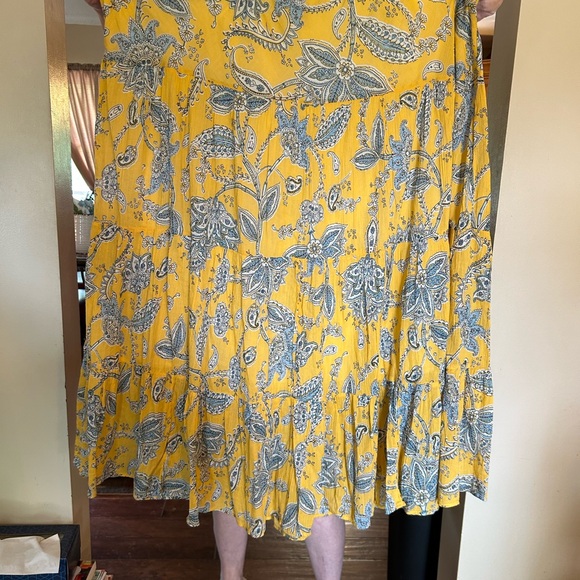 Very nice shirt can’t wear it anymore - Picture 3 of 4